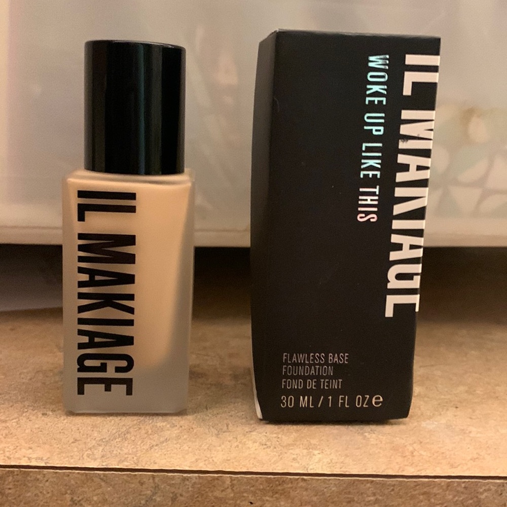Il makiage woke up like this foundation #35
